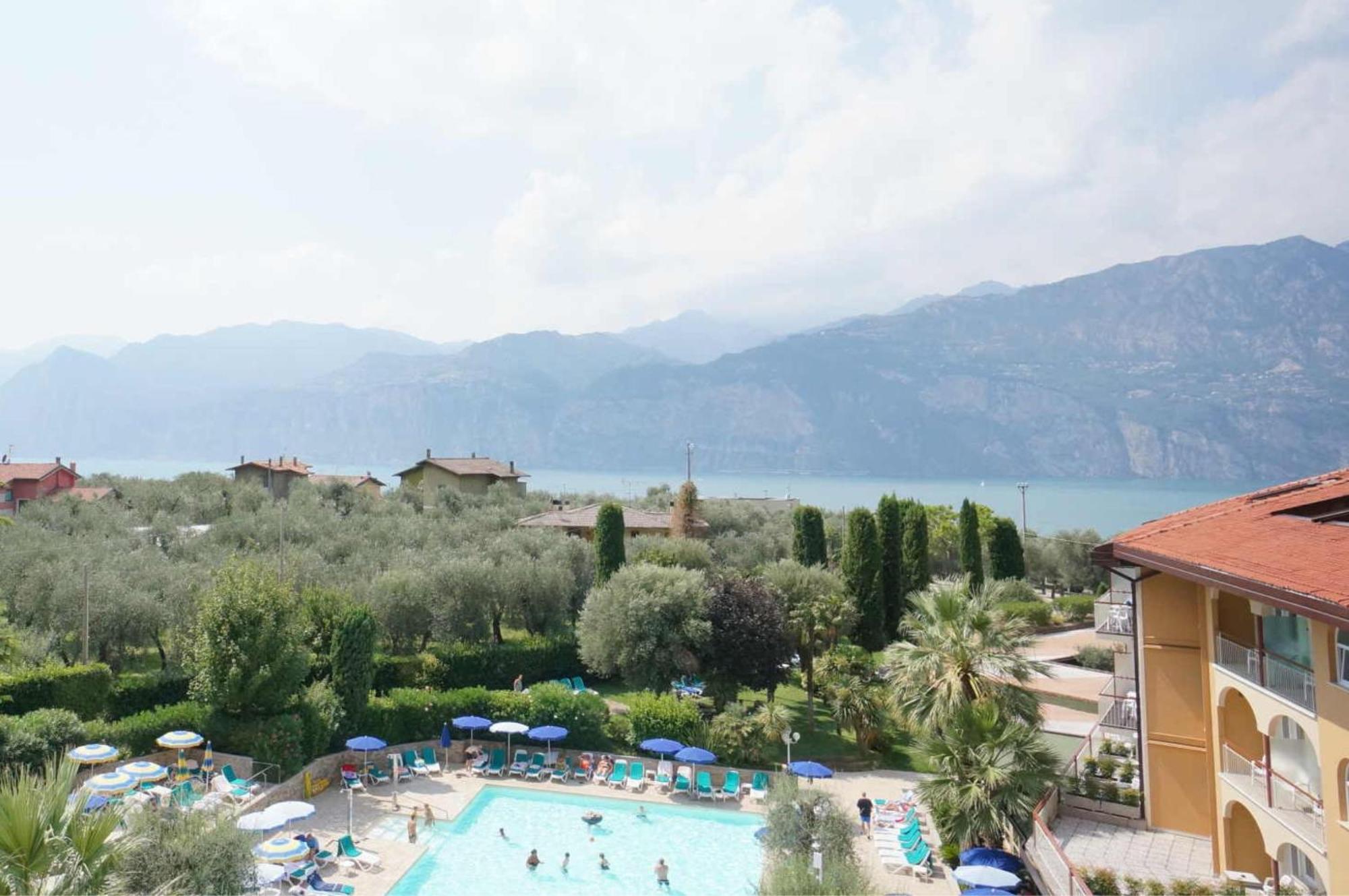 Majestic Palace Malcesine Luaran gambar