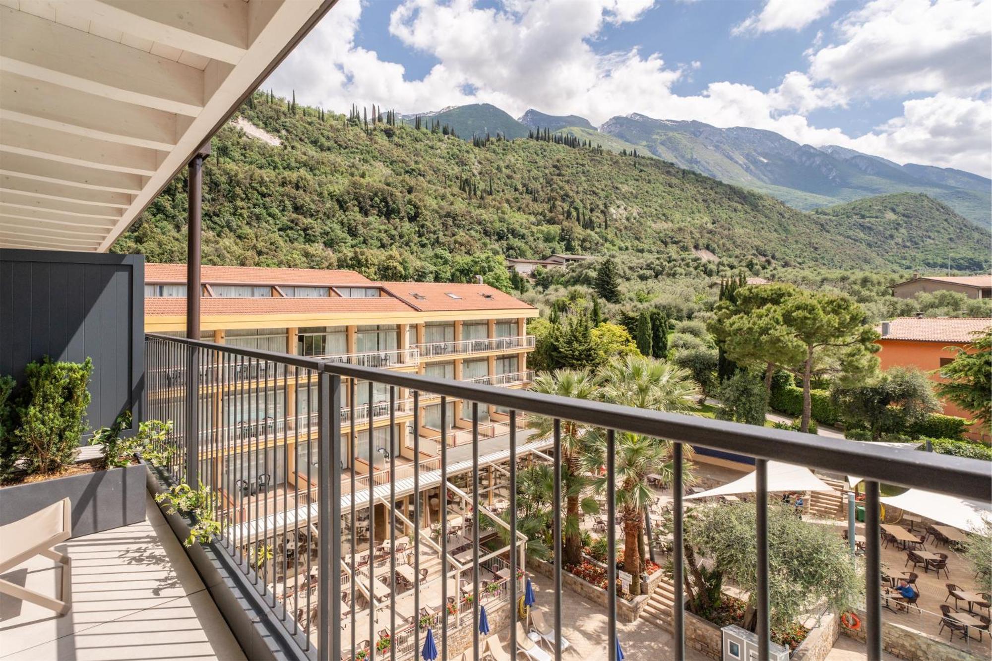 Majestic Palace Malcesine Luaran gambar